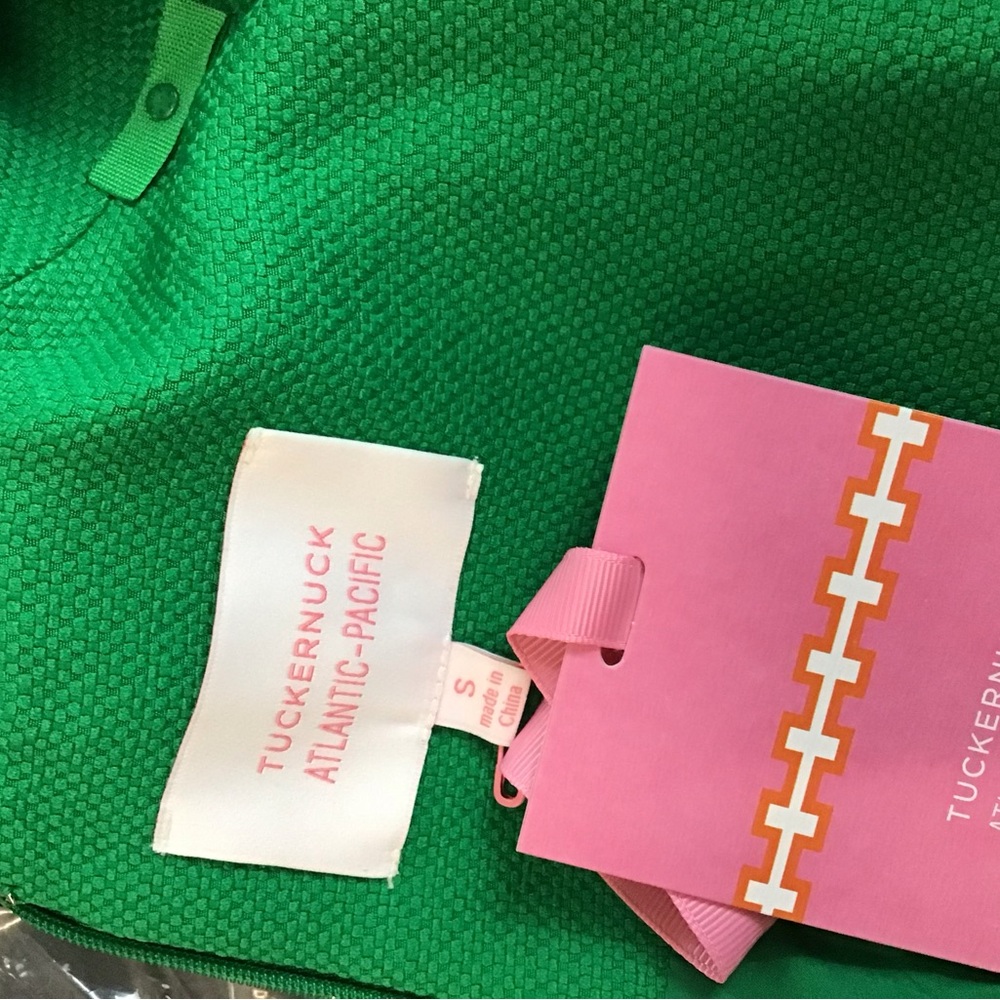 NWT Tuckernuck Vibrant Green Knit Top Size S - Picture 3 of 5